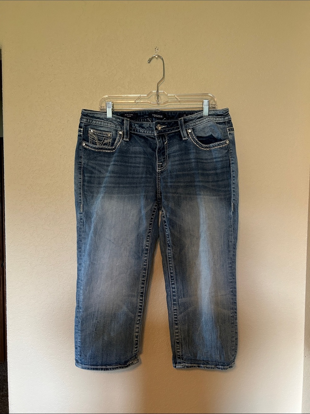 Vigoss Heritage Fit Capri Jeans Women’s 16 Blue Stretch Embellished Bling Pocket